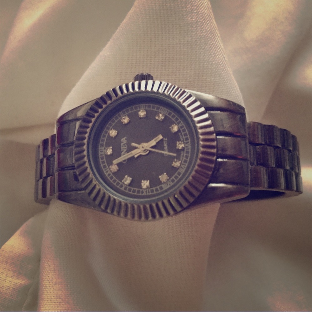 Geneva quarts woman’s watch